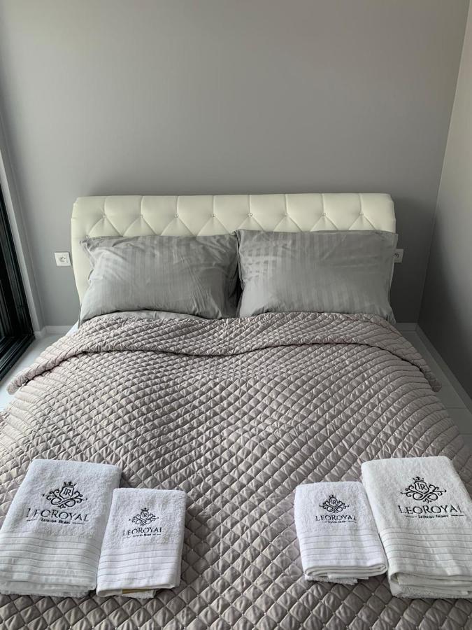 Leo Royal Apartament Pobierowo Buitenkant foto