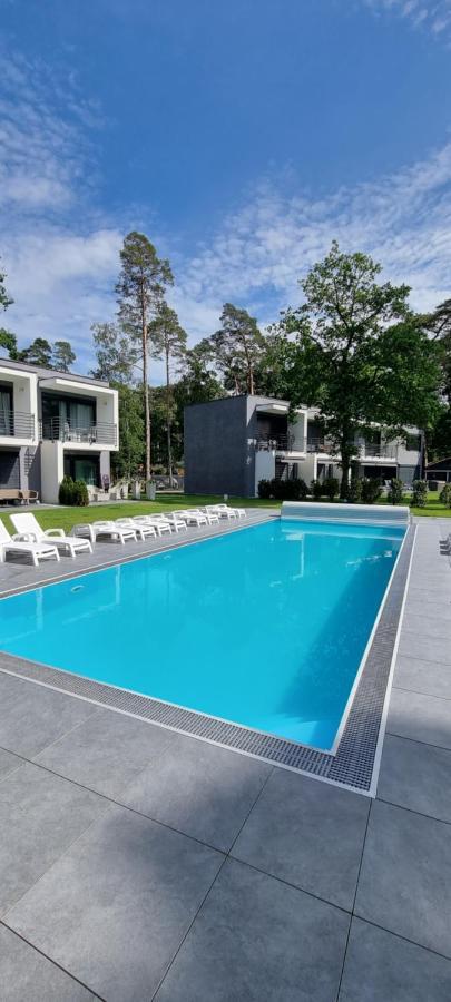 Leo Royal Apartament Pobierowo Buitenkant foto