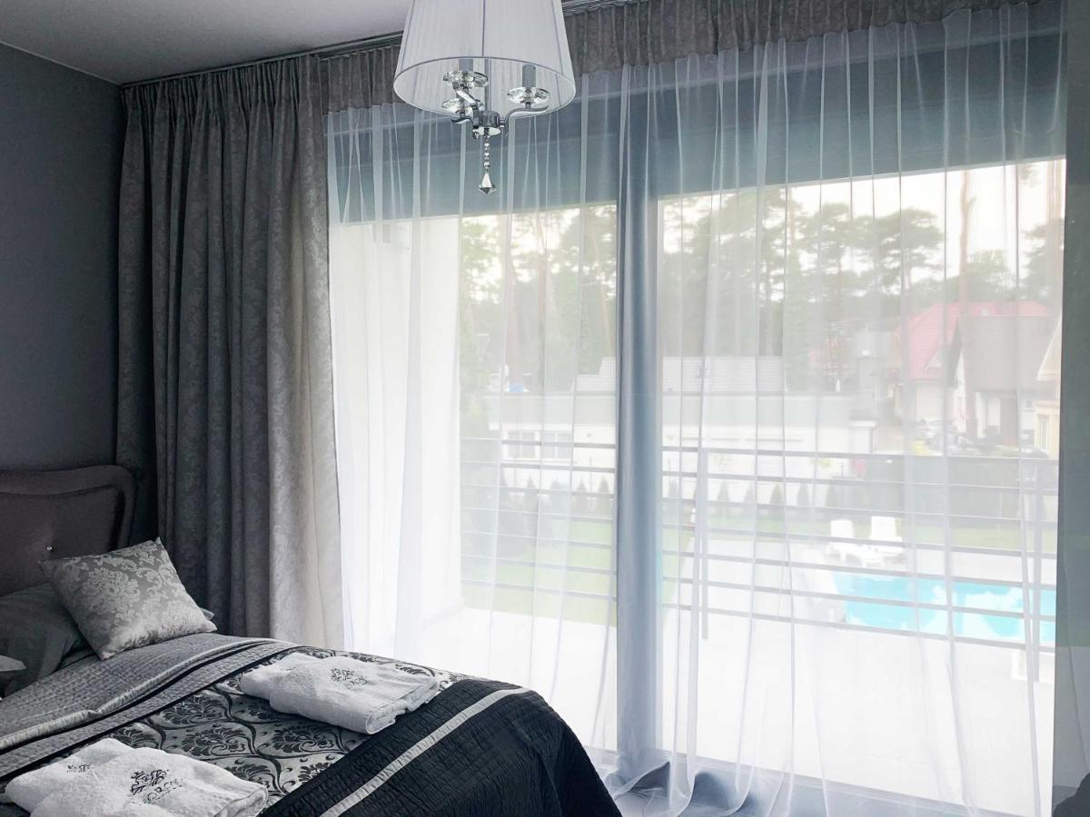 Leo Royal Apartament Pobierowo Buitenkant foto